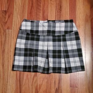 VINTAGE Mexx 90s Gray Plaid Mini Skirt 42FR / US Size 10 ~ European ~ Schoolgirl